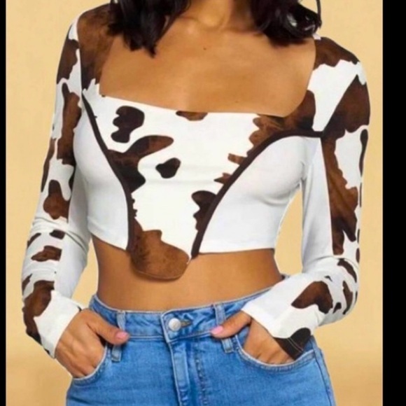 MOO-VE OUT OF MY WAY Cow Spot Square Neck & Cropped Body Long Sleeve Crop Shirt - Picture 5 of 10